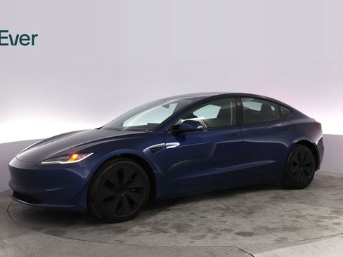 Used 2025 Tesla Model 3 Long Range RWD image 18