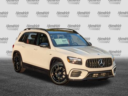 New 2026 Mercedes-Benz GLB 35 AMG AMG 35 image 2