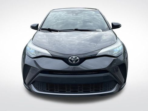 Used 2020 Toyota C-HR XLE FWD image 9