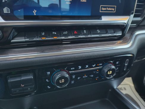 Certified 2024 Chevrolet Silverado 3500 LTZ w/ LTZ Plus Package image 28