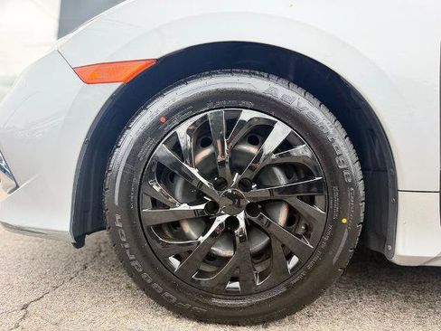 Used 2020 Honda Civic LX image 3