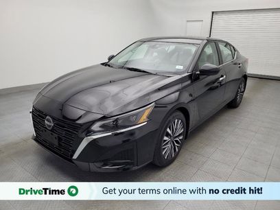 Used 2023 Nissan Altima 2.5 SV w/ SV Premium Package
