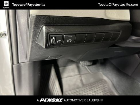 Used 2026 Toyota Corolla LE FWD image 25