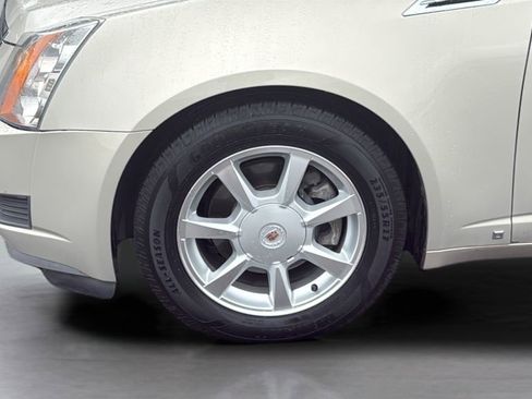 Used 2008 Cadillac CTS 3.6 w/ Wood Trim Package RWD image 17