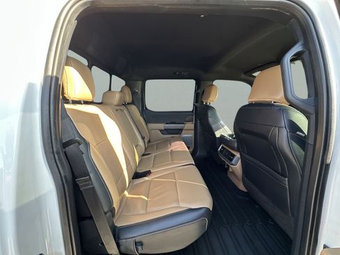 Used 2022 Ford F150 Lariat AWD/4WD image 33