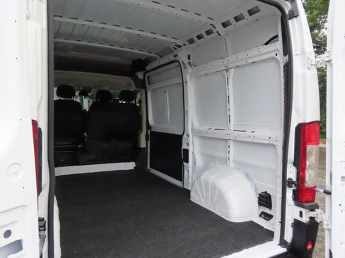 Used 2017 RAM ProMaster 2500 FWD image 17