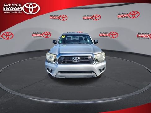 Used 2013 Toyota Tacoma 4x4 Double Cab w/ TRD Off-Road Pkg image 3