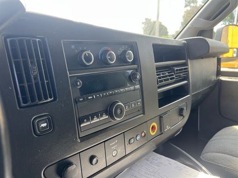 Used 2021 Chevrolet Express 2500 w/ Driver Convenience Package image 16