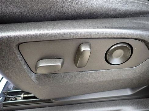 Used 2021 Chevrolet Tahoe LT image 16