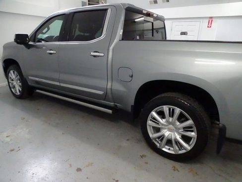 Certified 2024 Chevrolet Silverado 1500 High Country w/ High Country Premium Package AWD/4WD image 20