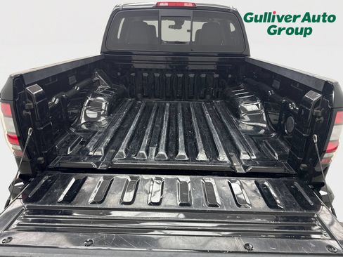 Used 2022 Nissan Frontier SV w/ Technology Package RWD image 48