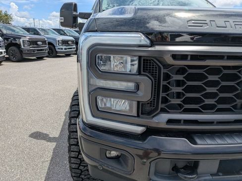 Used 2023 Ford F250 Lariat w/ Lariat Ultimate Package AWD/4WD image 12
