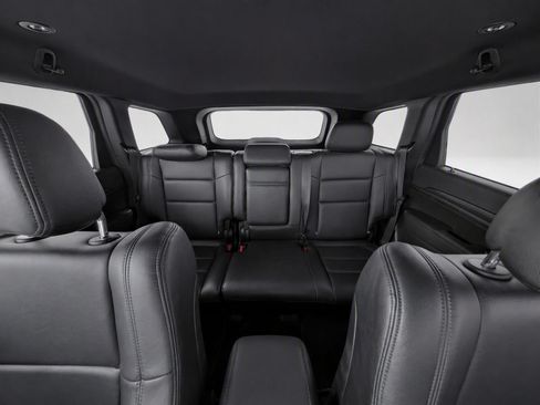 Used 2021 Jeep Grand Cherokee Laredo RWD image 17