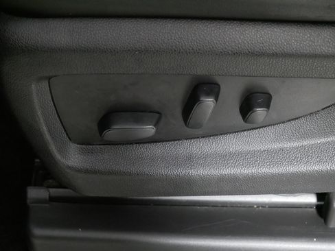 Used 2018 Chevrolet Silverado 1500 High Country image 20