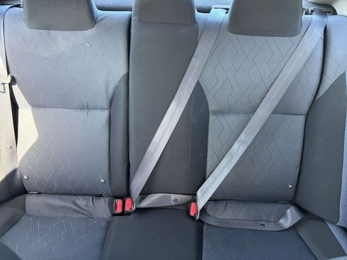 Used 2025 Nissan Versa SV FWD image 38