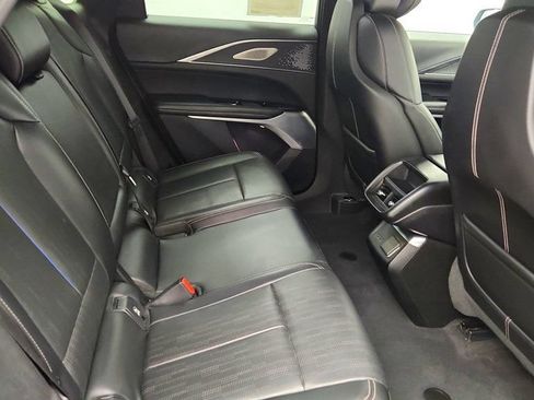 Used 2023 Cadillac Lyriq AWD image 21