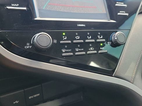 Certified 2020 Toyota Camry LE FWD image 18