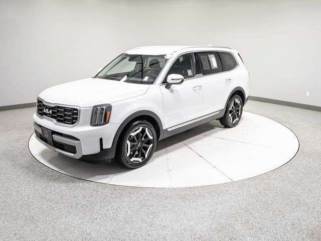Used 2023 Kia Telluride S AWD/4WD image 35