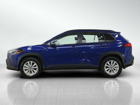 Used 2024 Toyota Corolla Cross LE w/ Moonroof Package AWD/4WD image 2