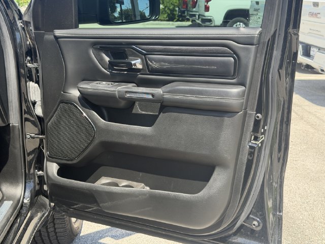 Used 2023 RAM 1500 Limited w/ Body Color Bumper Group AWD/4WD image 32