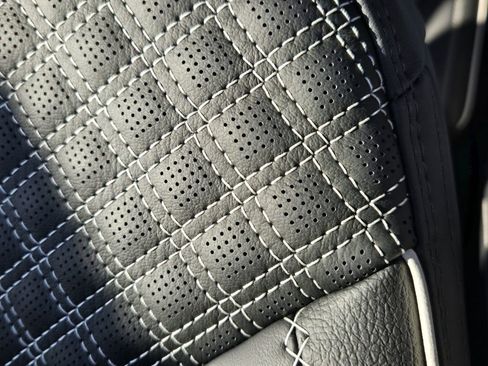 New 2026 GMC Acadia Denali w/ Super Cruise Package image 19