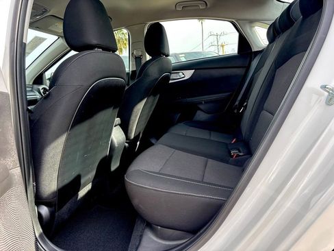 Used 2023 Kia Forte LXS image 18