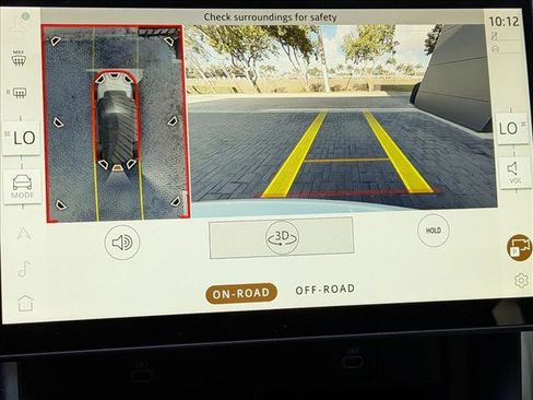 Certified 2024 Land Rover Discovery Sport S image 11