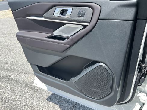 New 2026 Ford Explorer Platinum RWD image 13