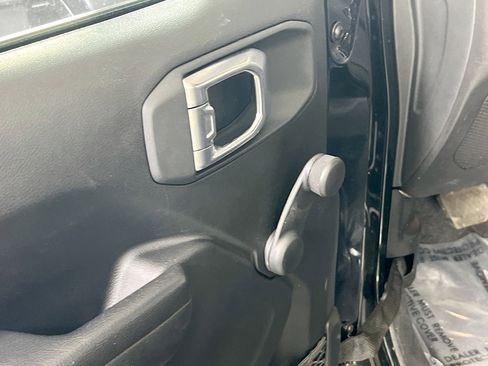 Used 2023 Jeep Wrangler Sport image 17