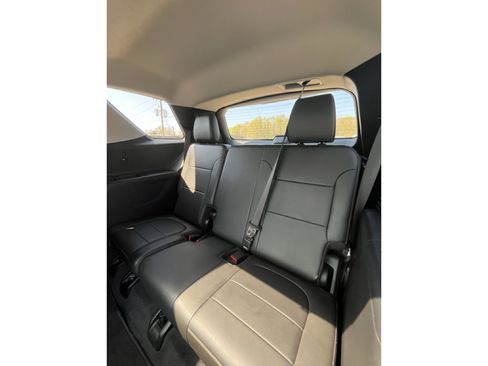Used 2021 Chevrolet Traverse Premier image 12