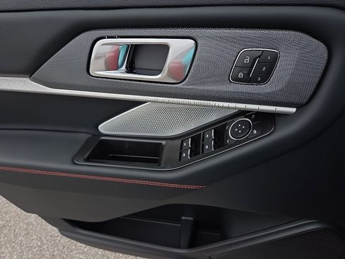 New 2026 Ford Explorer ST w/ Sun And Sound Package image 15