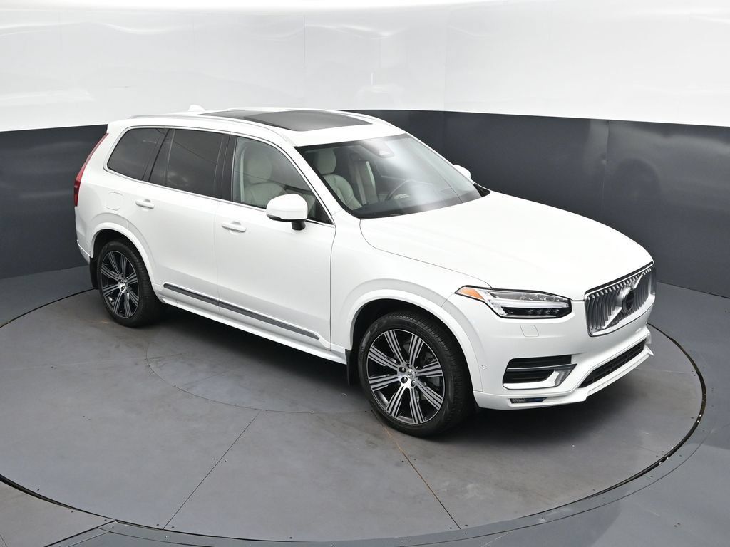 Used 2023 Volvo XC90 B6 Ultimate w/ Protection Package Premier AWD/4WD image 36