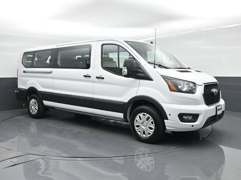 Used 2024 Ford Transit 350 XLT RWD image 2