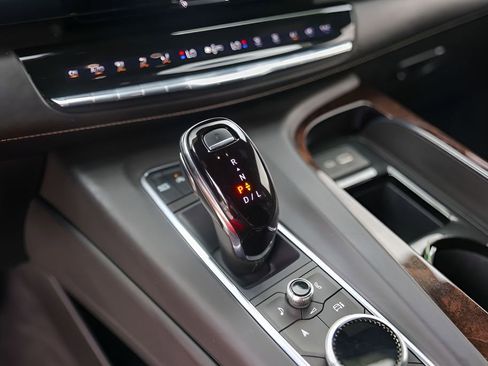 Certified 2023 Cadillac Escalade ESV Sport Platinum w/ LPO, ONYX Package AWD/4WD image 20
