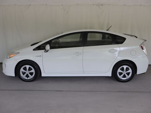 Used 2012 Toyota Prius Two FWD image 20