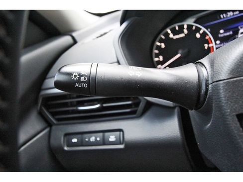 Used 2025 Nissan Altima 2.5 SR FWD image 10