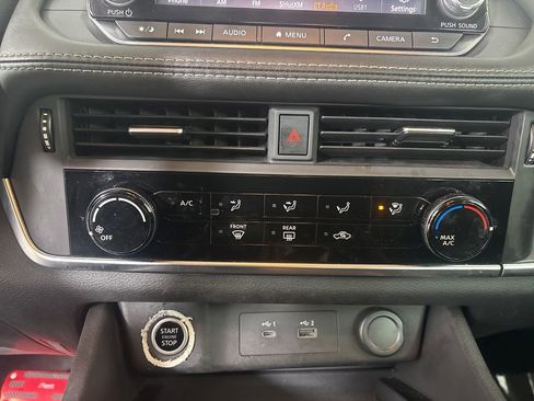 Used 2021 Nissan Rogue S image 17