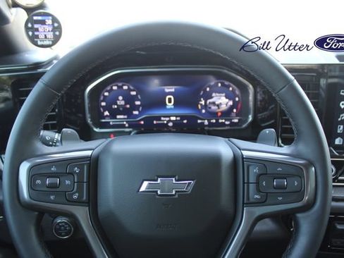 Used 2025 Chevrolet Silverado 1500 ZR2 w/ Technology Package AWD/4WD image 25