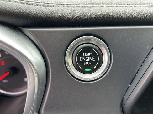 Used 2020 Chevrolet Blazer LT image 20