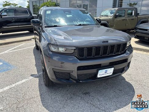 Used 2021 Jeep Grand Cherokee L Laredo AWD/4WD image 8
