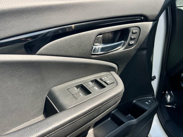 Used 2022 Honda Pilot Touring image 11
