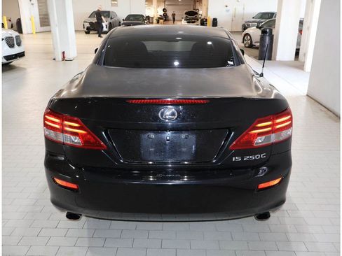Used 2011 Lexus IS 250C RWD image 9