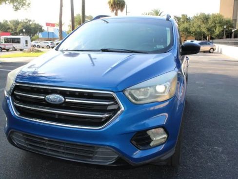 Used 2017 Ford Escape SE w/ Equipment Group 201A FWD image 20