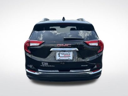 Used 2023 GMC Terrain SLT w/ Infotainment Package II