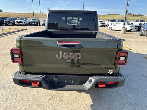 Used 2022 Jeep Gladiator Mojave w/ LED Lighting Group AWD/4WD image 9
