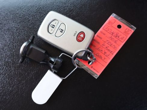 Used 2018 Toyota 4Runner Limited AWD/4WD image 53