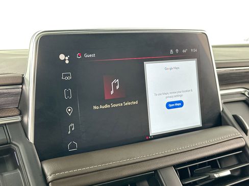 Used 2024 GMC Yukon SLT w/ SLT Luxury Package image 14