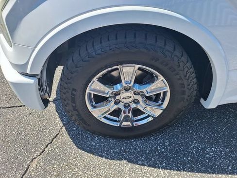 Used 2015 Ford F150 Lariat AWD/4WD image 10