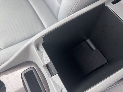 Used 2024 Chevrolet Malibu LT FWD image 28