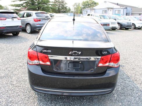 Used 2013 Chevrolet Cruze LTZ w/ Enhanced Safety Package FWD image 8